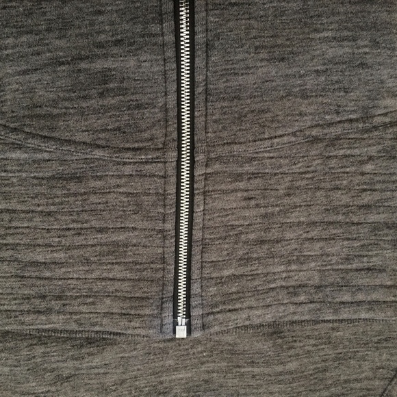 Lululemon Womans Sweater Gray Size 6 - Picture 6 of 6